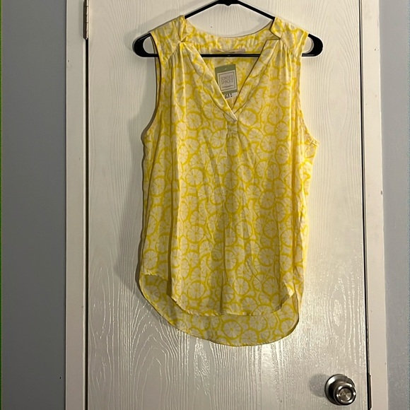 41Hawthorn Yellow Sleeveless Lemon Print Top (Size small) - Picture 1 of 6